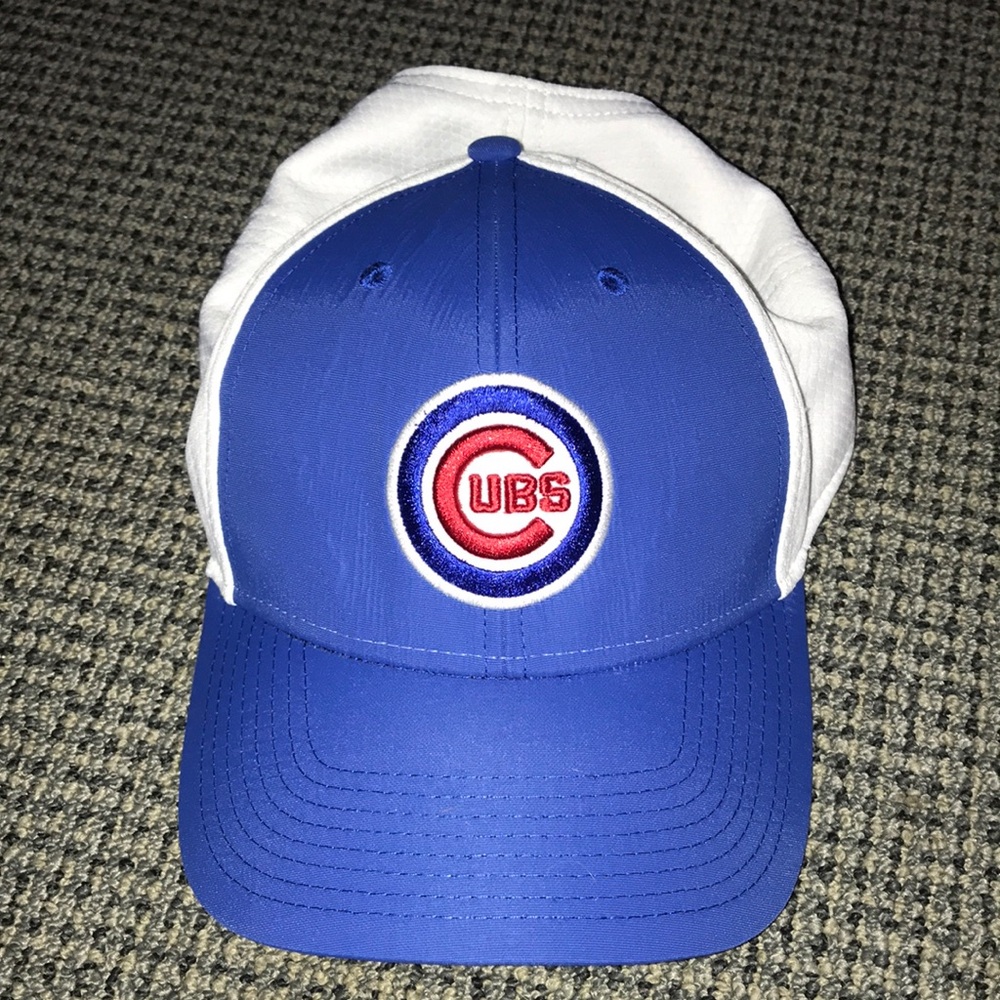 MLB Chicago Cubs Blue and White Baseball Cap